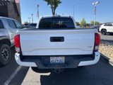 Used 2019 Toyota Tacoma TRD Off-Road image 4