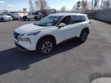 Used 2023 Nissan Rogue SV image 3