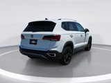 Used 2022 Volkswagen Taos SEL w/ Panoramic Sunroof Package image 3
