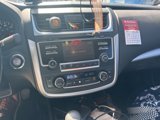 Used 2016 Nissan Altima 2.5 SV image 3