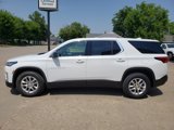 Used 2023 Chevrolet Traverse LS image 2