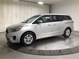 Used 2016 Kia Sedona L image 4