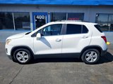 Used 2016 Chevrolet Trax LT w/ LT Sun and Sound Package image 2