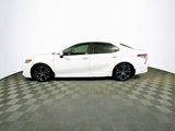 Used 2018 Toyota Camry SE image 5