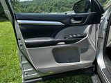 Used 2018 Toyota Highlander XLE image 6