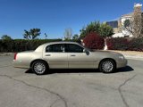 Used 2004 Lincoln Town Car Signature image 4