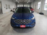Certified 2022 Ford Edge SE image 3