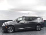 Used 2021 Chrysler Pacifica Touring-L image 5
