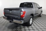 Used 2018 Nissan Titan SV image 5