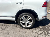 Used 2014 Volkswagen Touareg Executive image 6