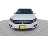 Used 2014 Volkswagen Tiguan SE image 3