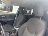 Used 2020 Jeep Cherokee Latitude image 2