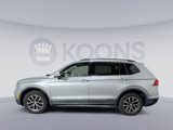 Used 2020 Volkswagen Tiguan SE w/ Panoramic Sunroof Package image 2