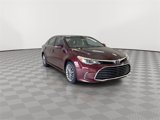 Used 2018 Toyota Avalon Limited image 2