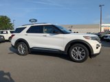 Used 2023 Ford Explorer Limited image 2