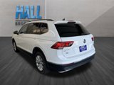 Used 2018 Volkswagen Tiguan SE w/ 3rd Row Seat Package image 3