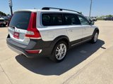 Used 2016 Volvo XC70 T5 Premier w/ Proximity Package image 6