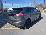 Used 2023 Ford Edge SE w/ Black Appearance Package image 3