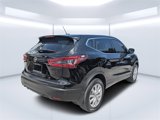 Used 2021 Nissan Rogue Sport S image 3