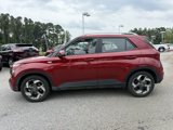 Used 2024 Hyundai Venue SEL image 2