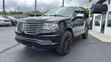 Used 2017 Lincoln Navigator Select image 3