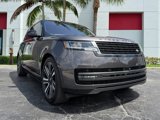 Used 2023 Land Rover Range Rover Long Wheelbase SE image 4