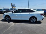 Used 2024 Volkswagen Jetta SE w/ Panoramic Sunroof Package image 3