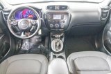 Used 2016 Kia Soul + image 4
