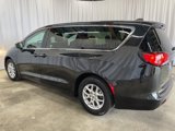 Used 2023 Chrysler Voyager LX image 4