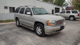 Used 2005 GMC Yukon Denali image 2