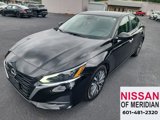 Used 2023 Nissan Altima 2.5 SV image 1
