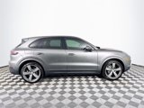 Used 2020 Porsche Cayenne image 4