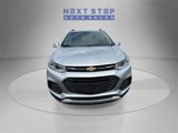 Used 2017 Chevrolet Trax LT w/ LT Convenience Package image 2