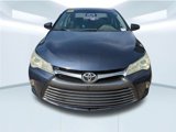 Used 2016 Toyota Camry XLE image 2