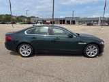 Used 2017 Jaguar XF Premium image 4