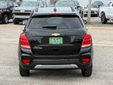 Used 2022 Chevrolet Trax LT w/ LT Convenience Package image 5