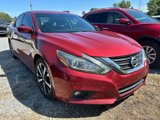 Used 2016 Nissan Altima 2.5 SR w/ LED Appearance Package image 3