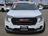 Used 2022 GMC Terrain SLE w/ Driver Convenience Package image 2