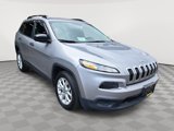 Used 2016 Jeep Cherokee Sport image 4