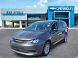 Used 2022 Chrysler Voyager LX image 3