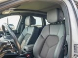 Certified 2022 Porsche Macan image 5