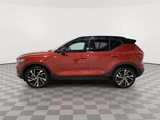 Used 2021 Volvo XC40 T5 R-Design w/ Advanced Package image 2