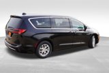 Certified 2023 Chrysler Pacifica Touring-L image 5