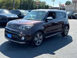 Used 2017 Kia Soul + image 4