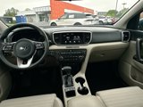 Used 2022 Kia Sportage LX w/ LX FWD Value Edition Package image 3