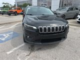 Used 2019 Jeep Cherokee Latitude Plus w/ Comfort/Convenience Group image 4