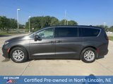 Used 2023 Chrysler Pacifica Touring-L image 2