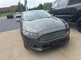 Used 2016 Ford Fusion SE w/ Equipment Group 202A image 4