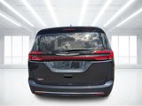 Used 2021 Chrysler Pacifica Touring-L image 5
