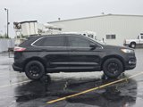 Used 2021 Ford Edge SEL image 3